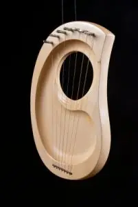 לירה פנטאטונית 7 מיתרים לילדים